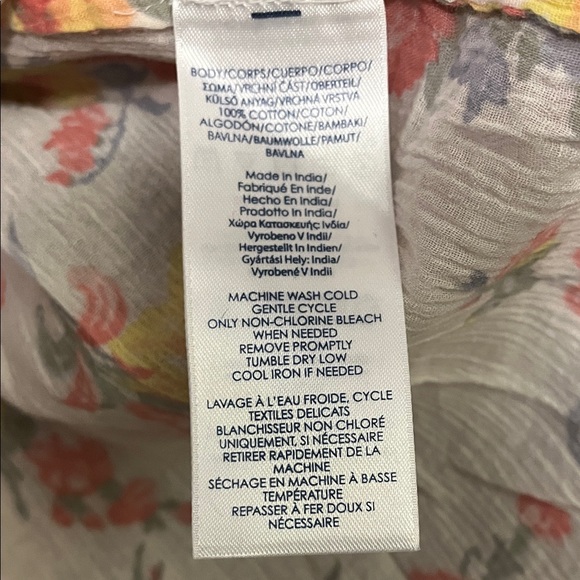 Chaps Women's Floral Blouse - White and Coral Medium 100% Cotton - Picture 5 of 9